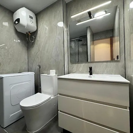 Exclusive Beachfront In - Newly Renovated