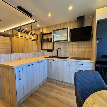 Exclusive Beachfront In - Newly Renovated